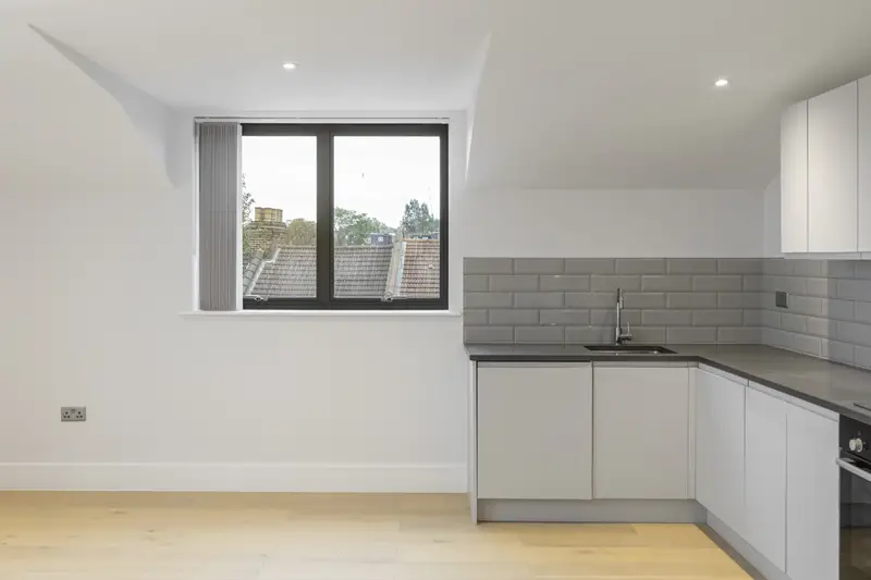 2 Greenleaf Road, Walthamstow: photo 10 of 15